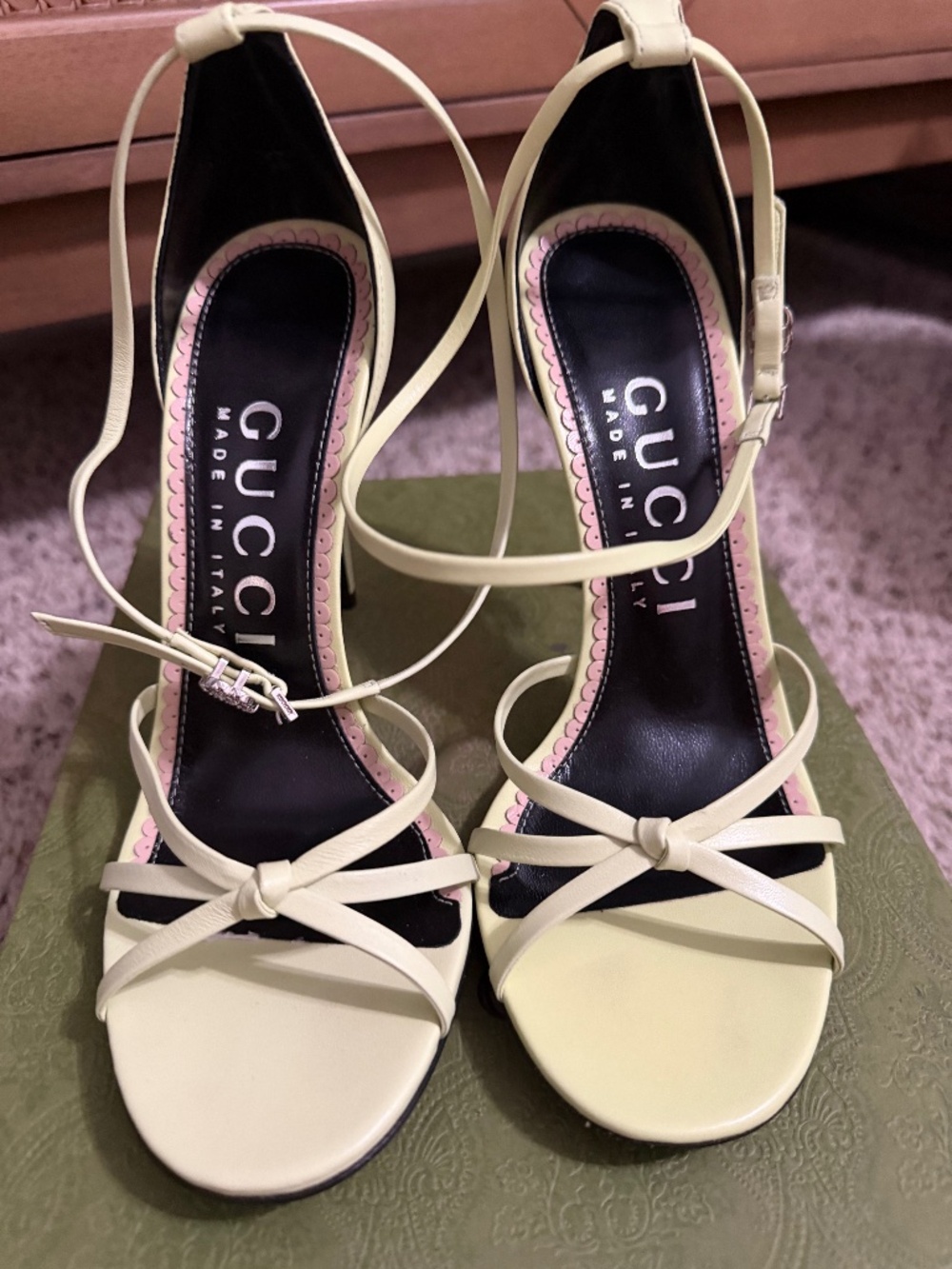 Gucci Charlotte